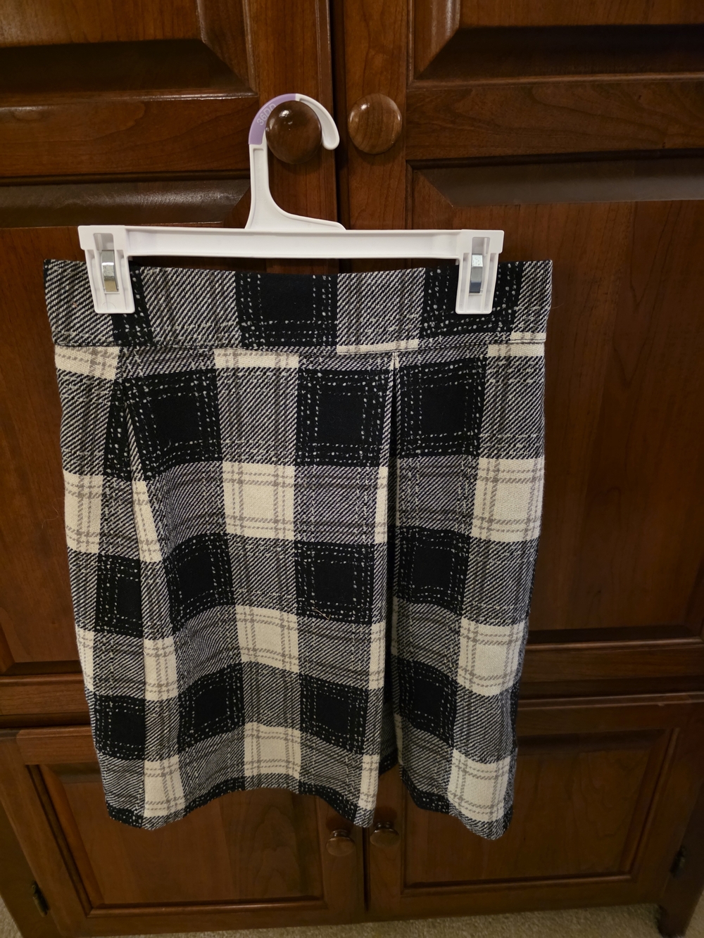 H&M Black and White Plaid Pleated A-Line Skirt